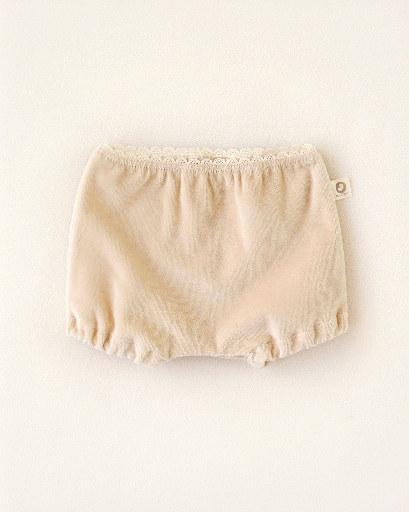 CUCOONU Samthöschen für Baby in Beige, Vorderansicht