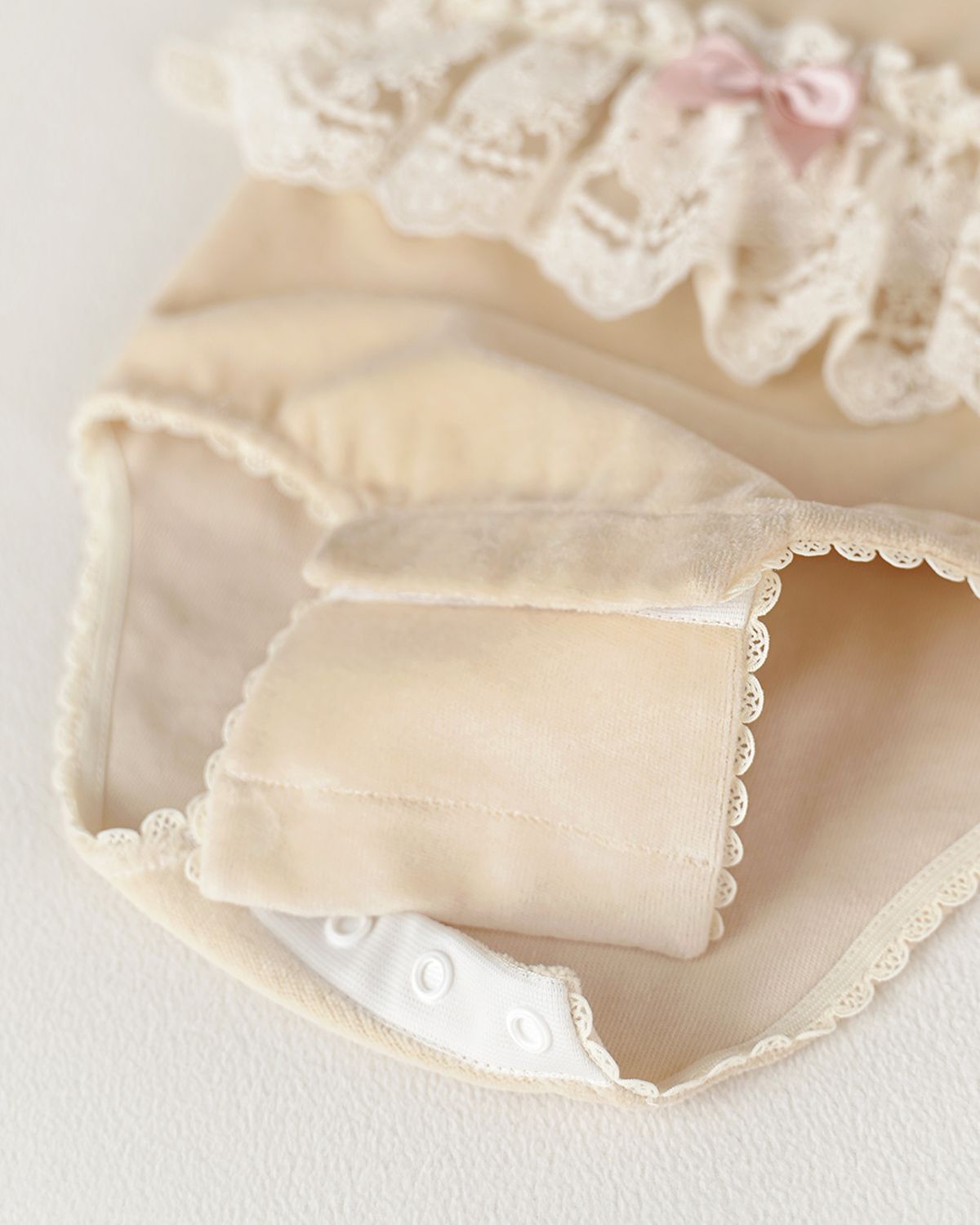 Body extension for "Sweet Elegance" in beige