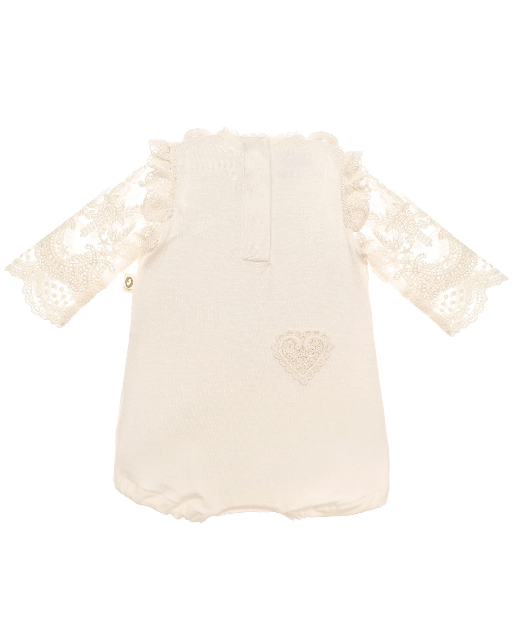 Rückenansicht von CUCOONU Babybody in Creme mit Spitze für Taufe und festliche Anlässe